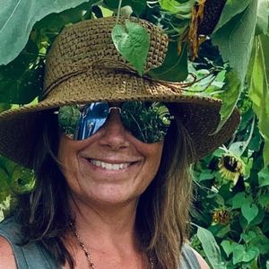 Meet your Posher, Cindy